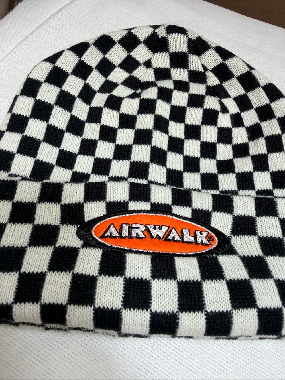 🔹vintage Airwalk black-and-white checkered knit beanie classic 1990s /2000s